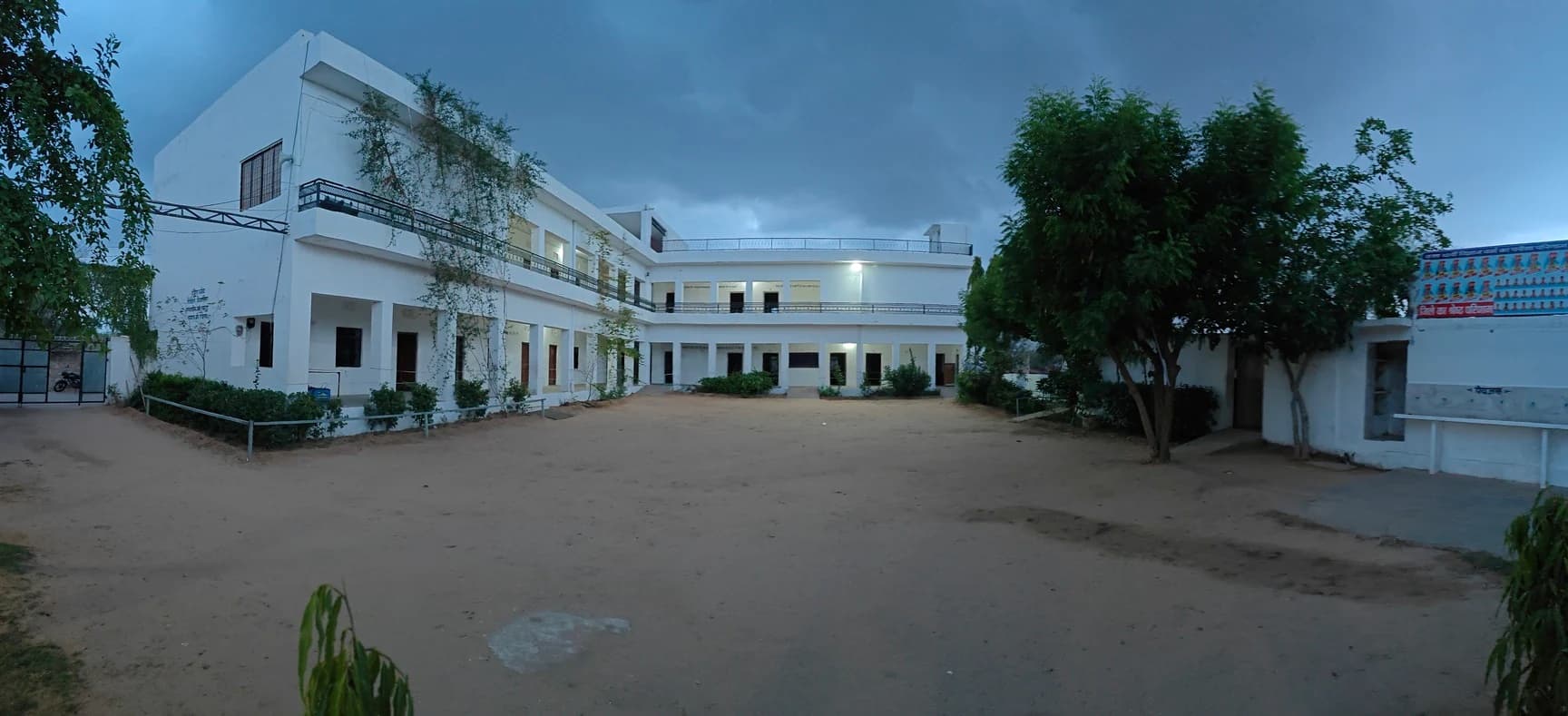 Students studying at Dayanand Bal Niketan Senior Secondary School campus, best education near me in Anantapur, Andhra Pradesh